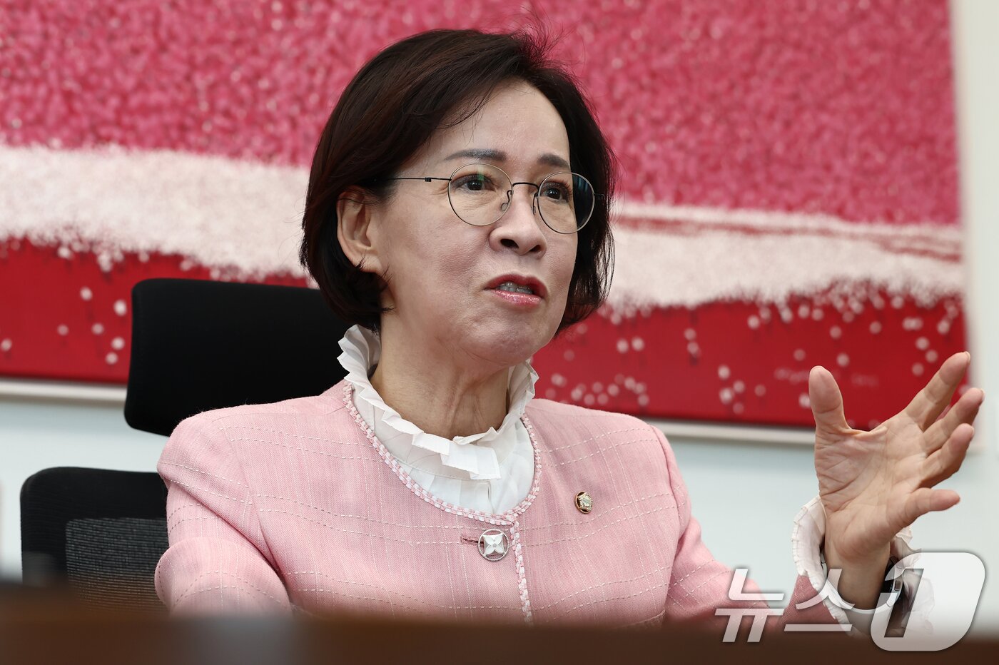 본문 이미지 - 이인선 국회 여성가족위원장이 10일 서울 여의도 국회에서 뉴스1과 인터뷰를 하고 있다. ⓒ News1 김민지 기자