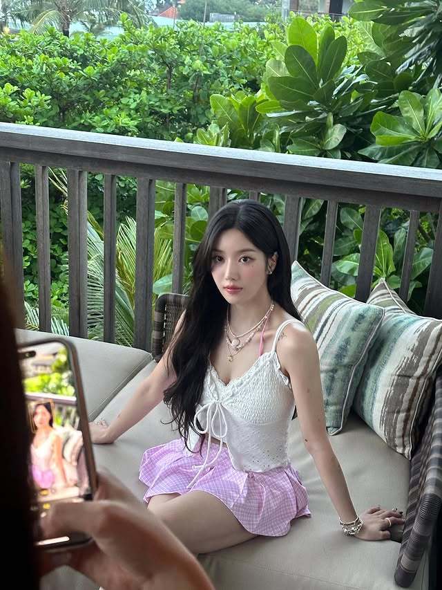 본문 이미지 - 권은비 SNS