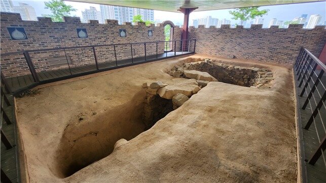 본문 이미지 - 세종 한솔동 고분군 횡혈식 석실분 1호. (세종시 제공. 재판매 및 DB금지)