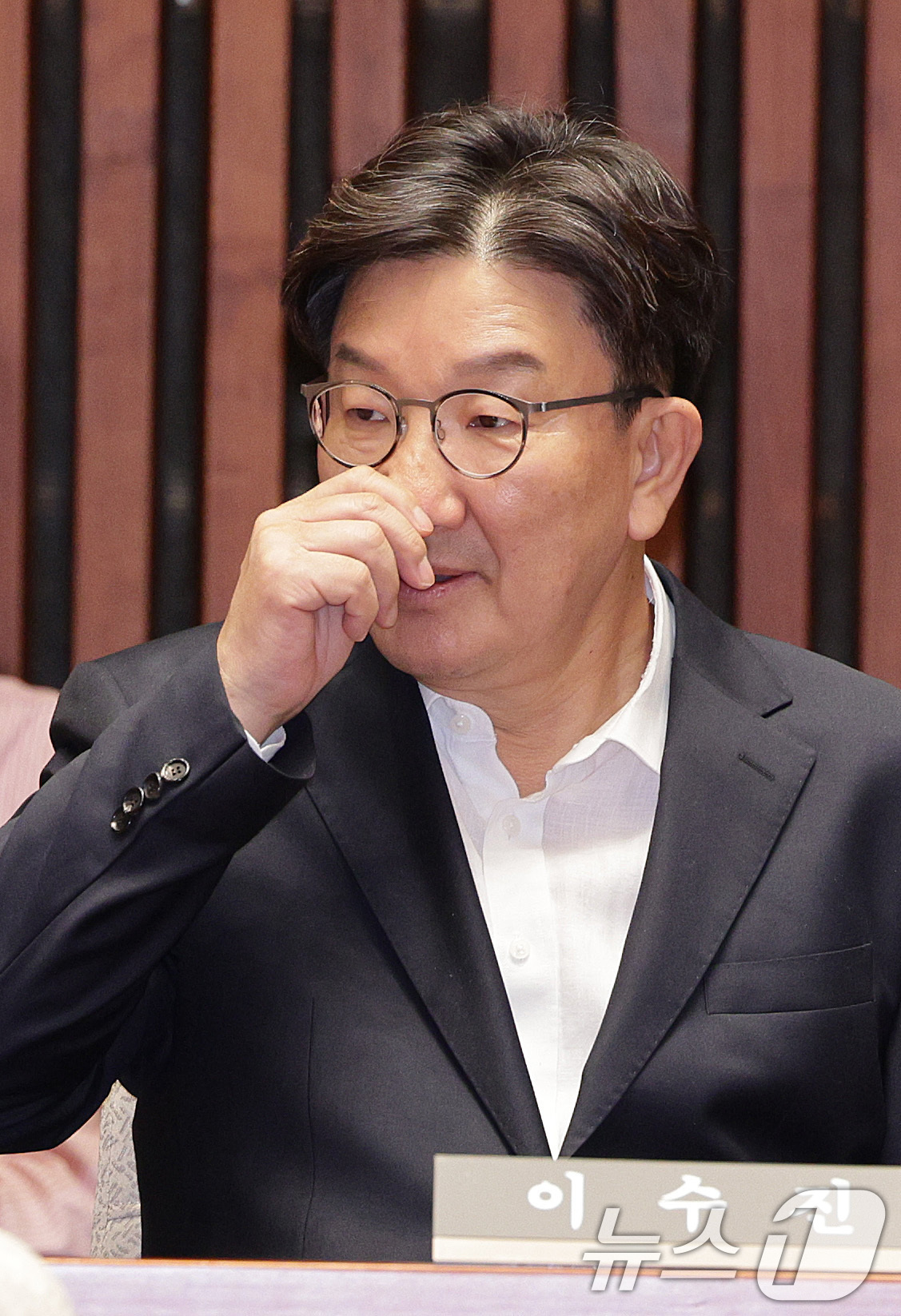 (서울=뉴스1) 신웅수 기자 = 권성동 국민의힘 의원이 11일 오전 서울 여의도 국회에서 열린 의원총회에 참석하고 있다. 2025.9.11/뉴스1