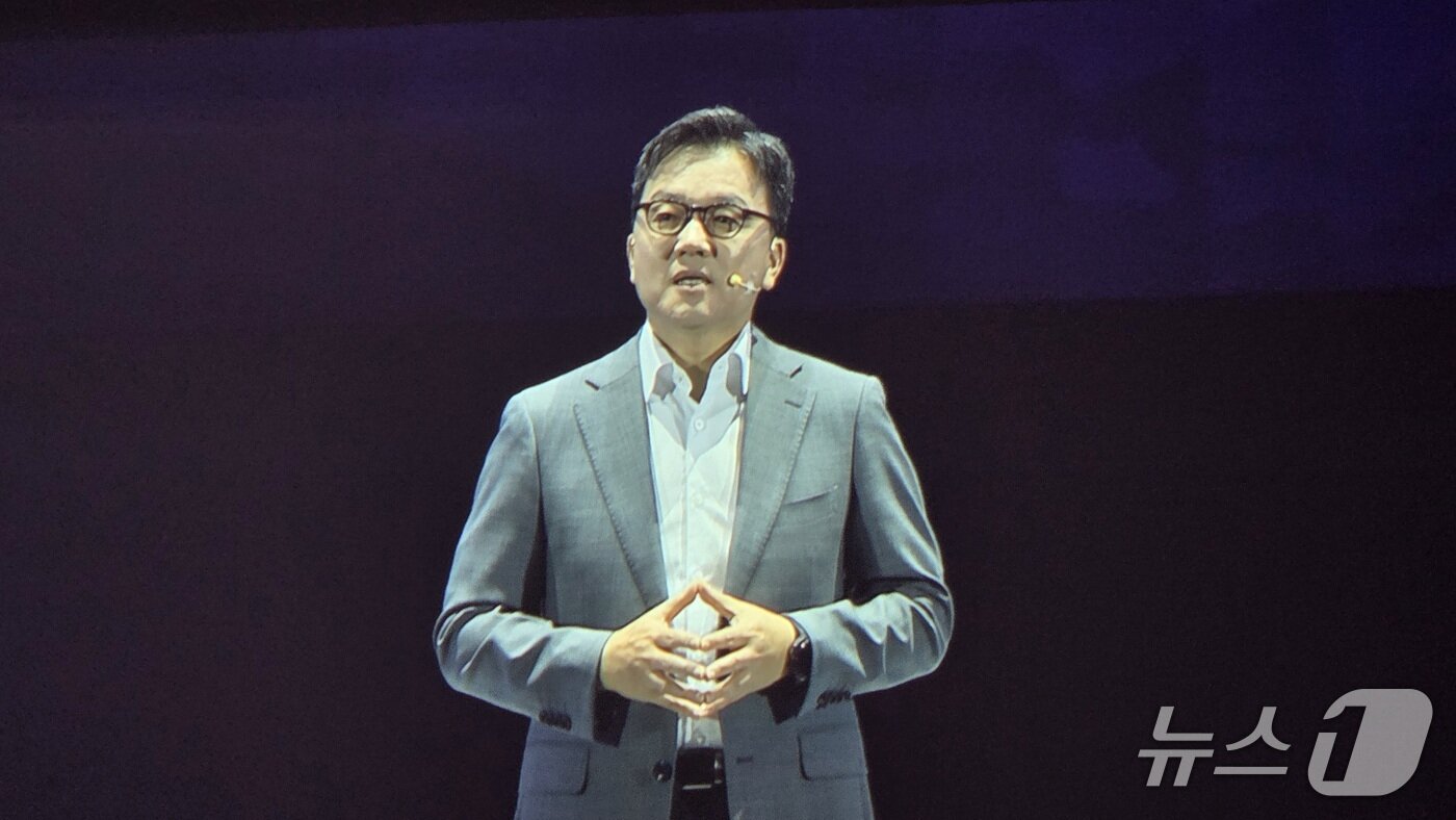 본문 이미지 - 이준희 삼성SDS 대표이사 사장이 리얼 서밋 2025 키노트 세션에서 발언하고 있다. 2025.911 뉴스1 ⓒ News1 김민석 기자