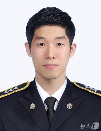 본문 이미지 - 故 이재석 인천해양경찰서 소속 경장/뉴스1