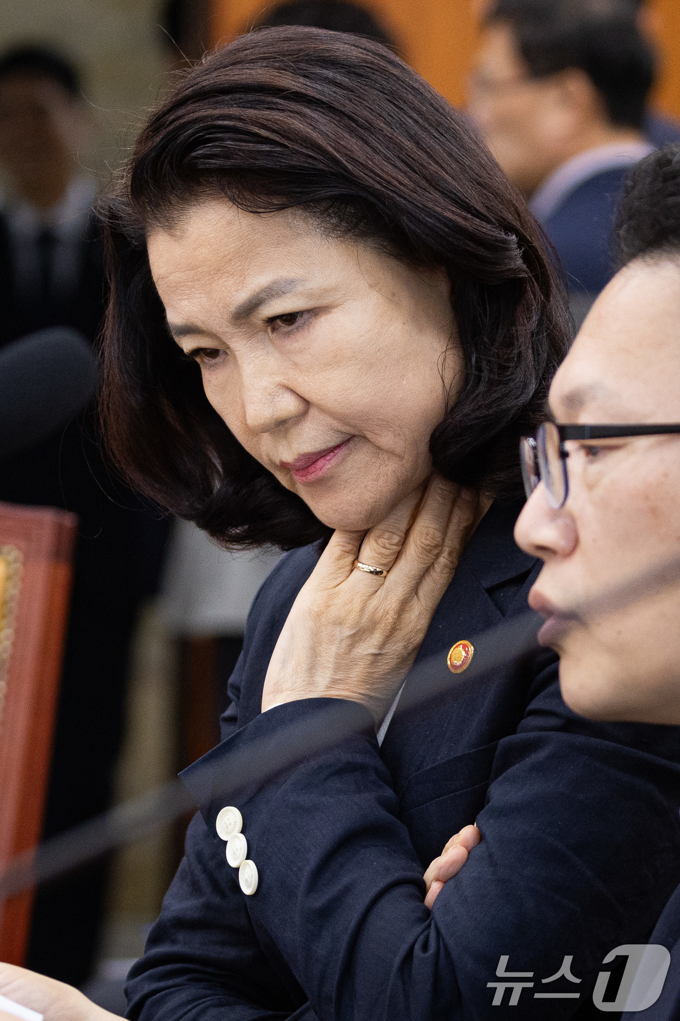 (서울=뉴스1) 유승관 기자 = 이진숙 방송통신위원장이 11일 서울 여의도 국회에서 열린 제429회 국회(정기회) 과학기술정보방송통신위원회 제3차 전체회의에 출석해 굳은 표정으로 …