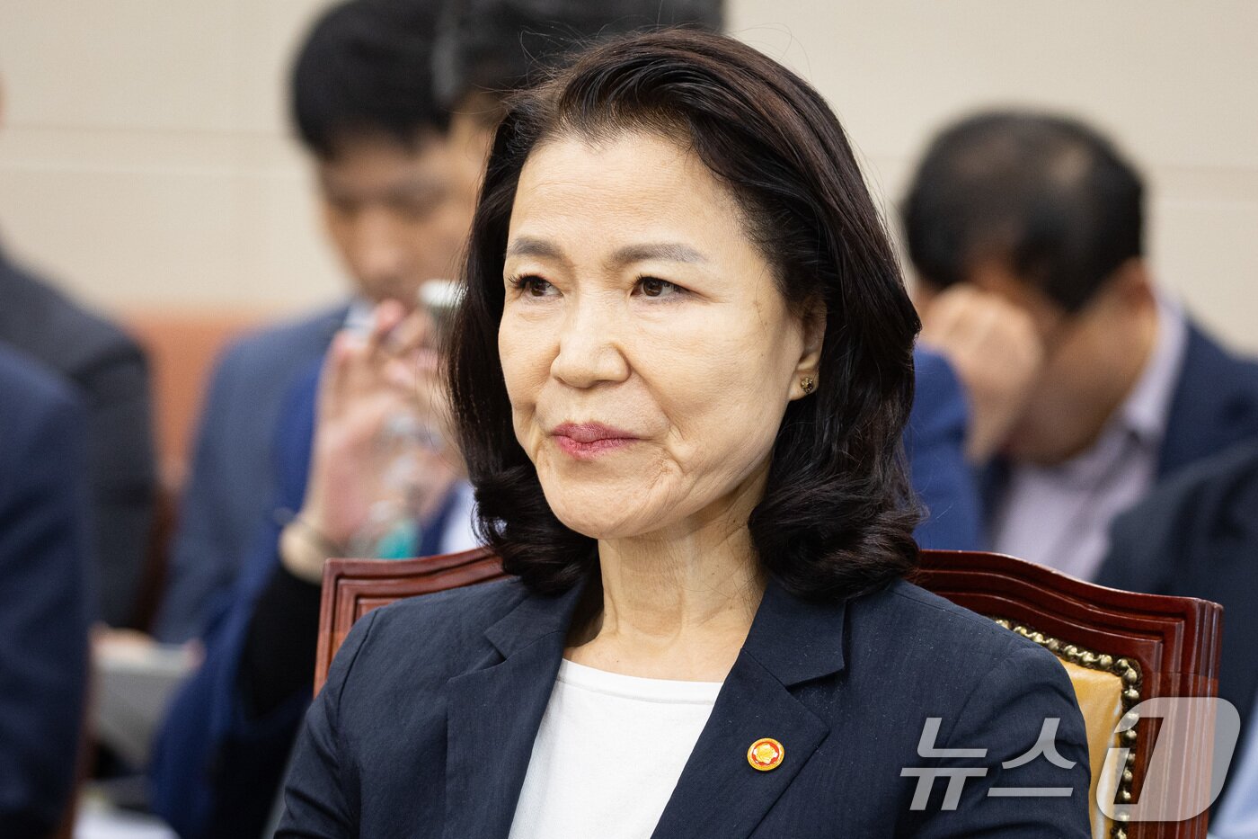 본문 이미지 - 이진숙 방송통신위원장이 11일 서울 여의도 국회에서 열린 제429회 국회(정기회) 과학기술정보방송통신위원회 제3차 전체회의에 출석해 굳은 표정으로 회의를 지켜보고 있다. 2025.9.11/뉴스1 ⓒ News1 유승관 기자