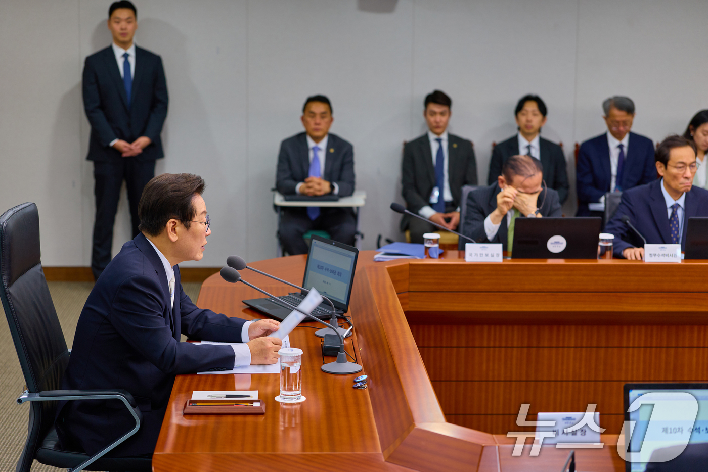 (서울=뉴스1) 허경 기자 = 이재명 대통령이 11일 서울 용산 대통령실 청사에서 열린 수석·보좌관 회의에서 발언하고 있다. (대통령실 제공. 재판매 및 DB 금지) 2025.9. …