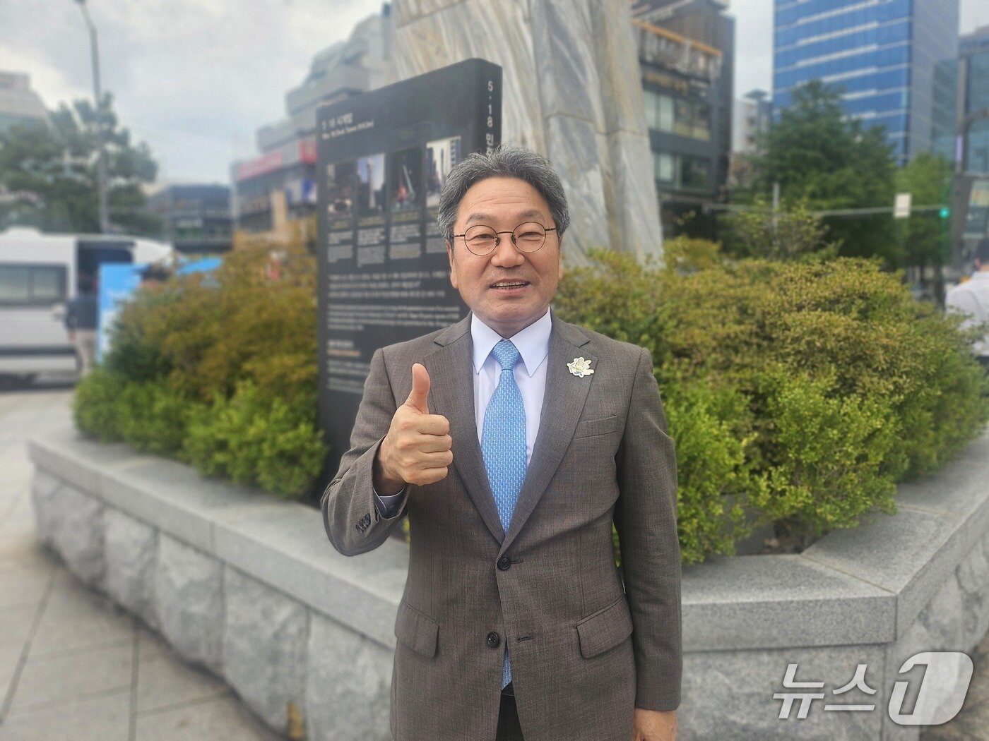 본문 이미지 - 강기정 광주시장이 12일 뉴스1과 인터뷰를 진행하고 있다. ⓒ News1 권혁준 기자