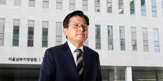 황교안 '불법선거운동 혐의' 수사 경찰관 기피신청 각하…황측 "재신청"(종합)