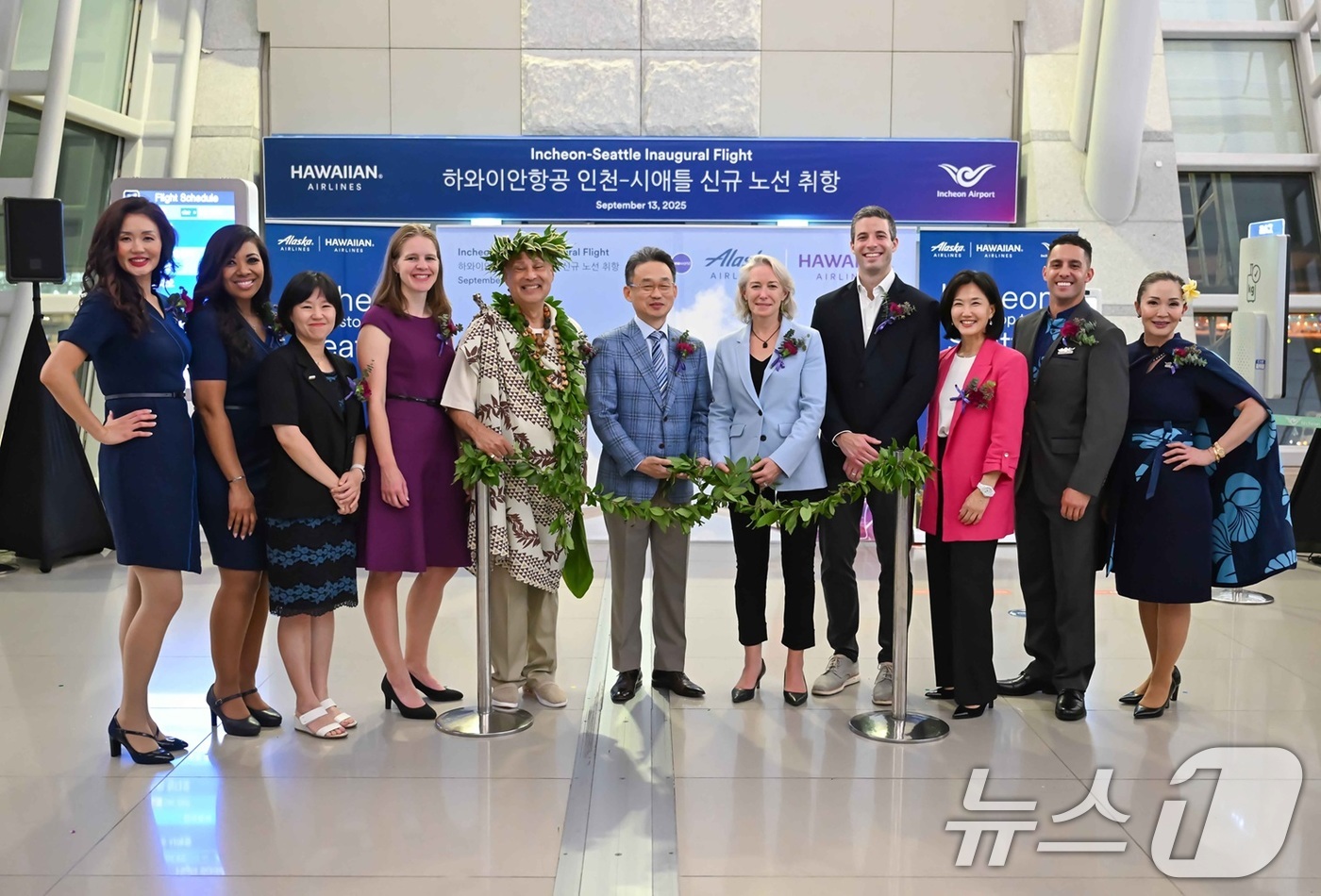 (서울=뉴스1) = 인천국제공항공사는 미국 5대 항공 기업인 알래스카에어 그룹 소속 하와이안항공이 지난 13일부터 인천-시애틀 정기노선에 신규 취항했다고 15일 밝혔다.지난 13일 …