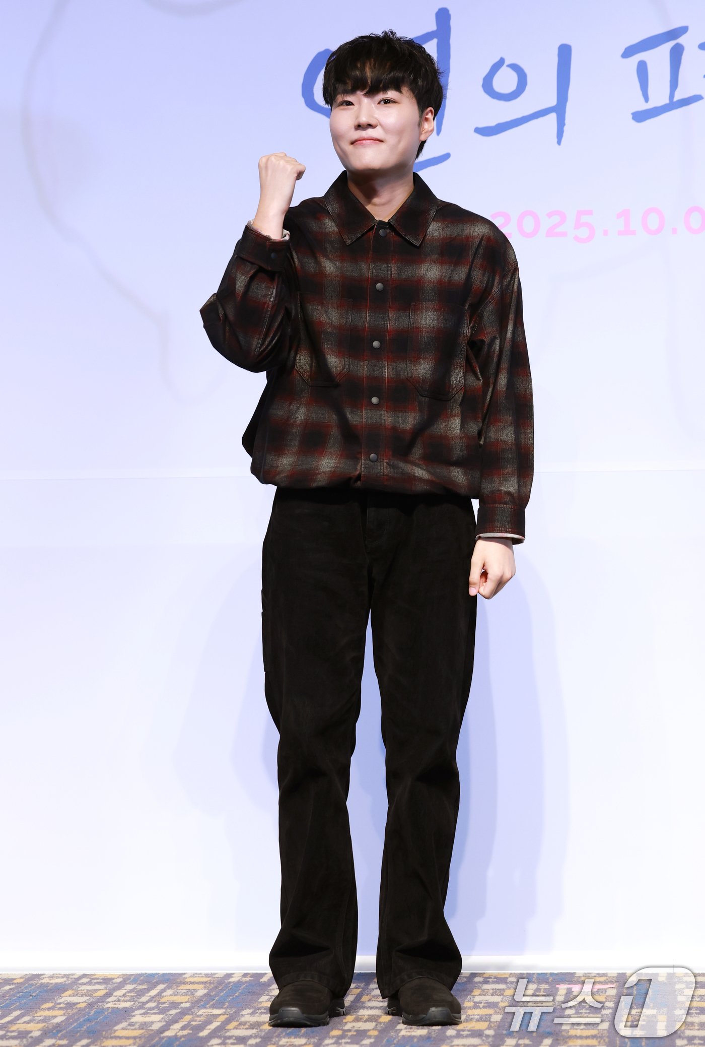 (서울=뉴스1) 권현진 기자 = 성우 김민주가 15일 서울 송파구 롯데월드시네마에서 열린 애니메이션 영화 '연의 편지'(감독 김용환) 시사회 및 기자간담회에 참석해 포즈를 취하고 …