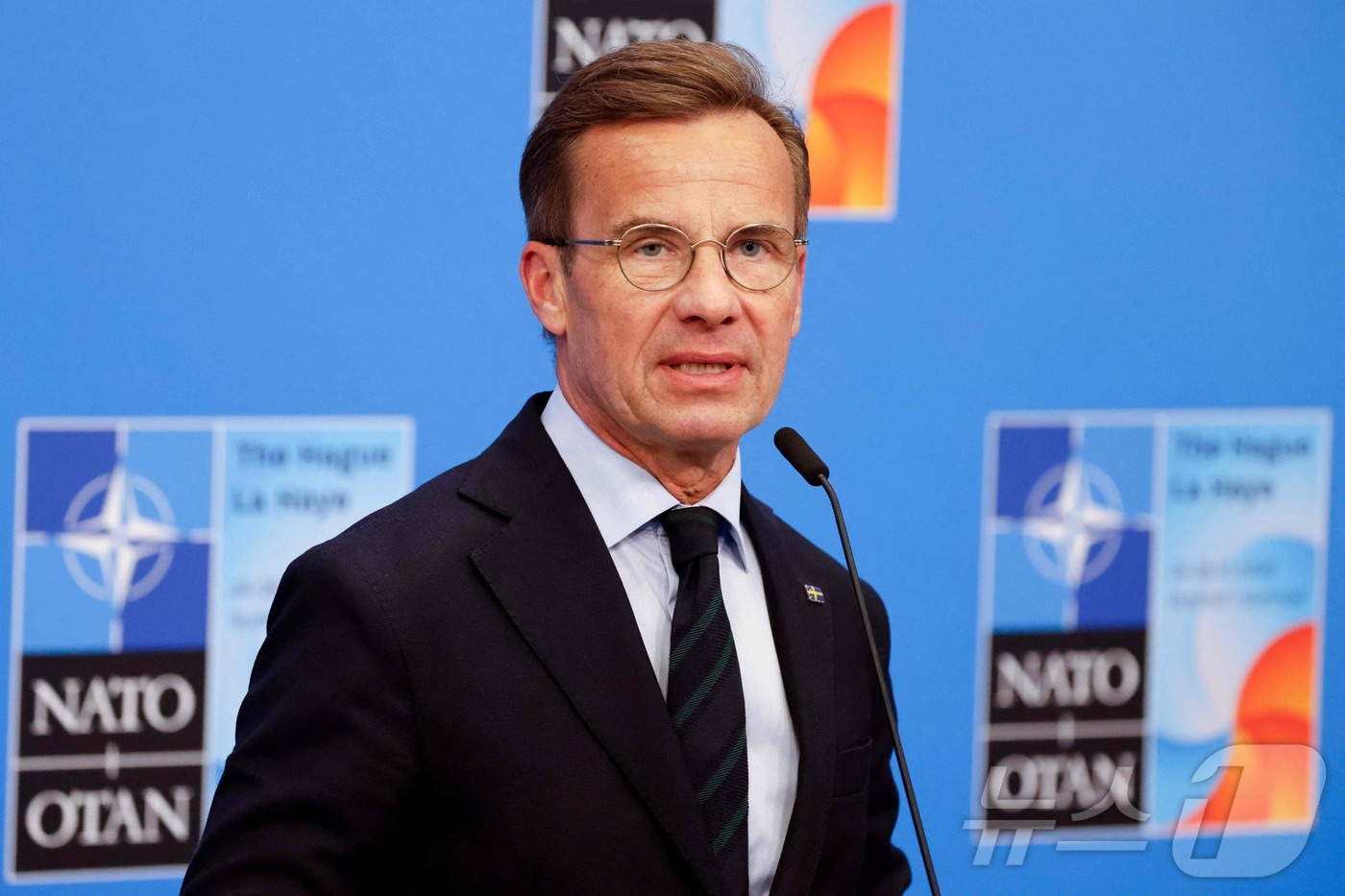 (헤이그 AFP=뉴스1) 윤다정 기자 = 울프 크리스테르손 스웨덴 총리가 6월 25일(현지시간) 네덜란드 헤이그에서 열린 북대서양조약기구(NATO·나토) 정상회의에 참석하기 위해 …