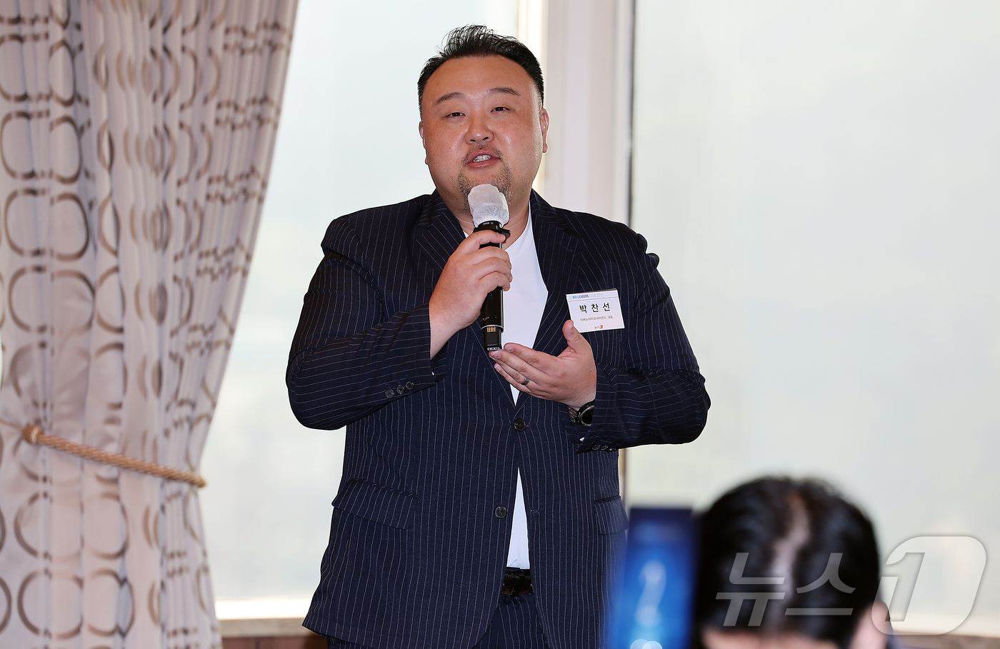 (서울=뉴스1) 김진환 기자 = 박찬선 티씨노바이오사이언스 대표가 16일 오전 서울 중구 소공동 롯데호텔에서 열린 '제26회 바이오리더스클럽'에서 발언하고 있다. 2025.9.16 …