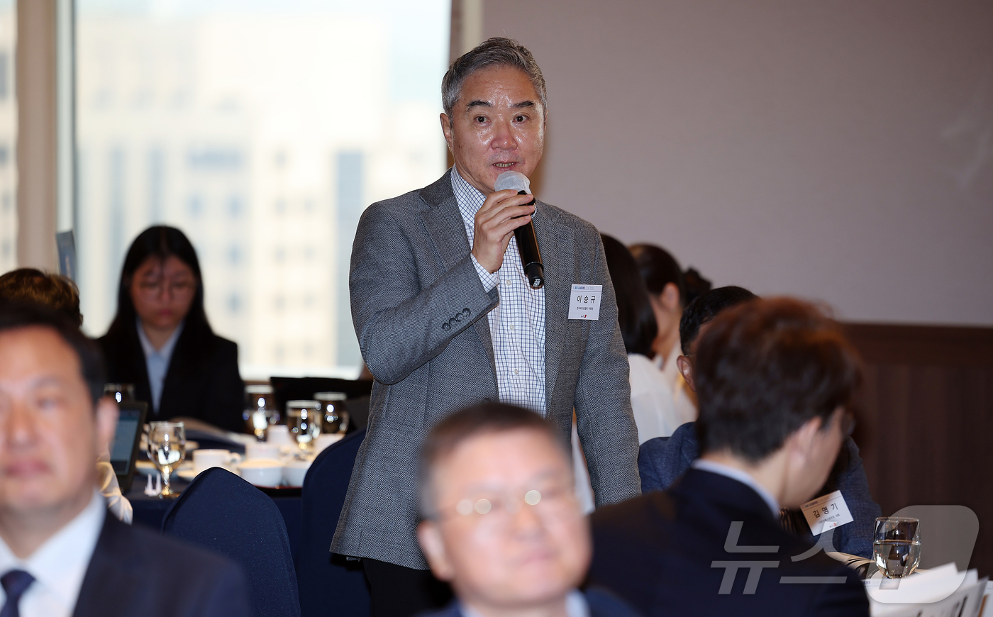 (서울=뉴스1) 김진환 기자 = 이승규 한국바이오협회 부회장이 16일 오전 서울 중구 소공동 롯데호텔에서 열린 '제26회 바이오리더스클럽'에서 발언하고 있다. 2025.9.16/뉴 …