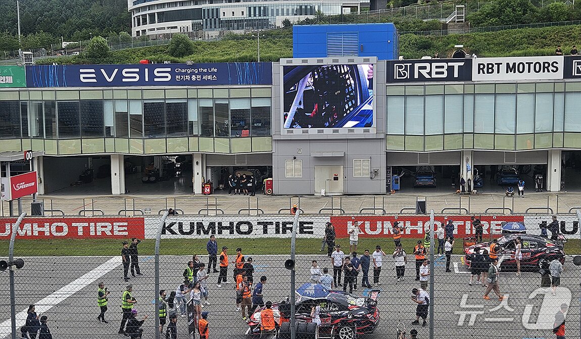 본문 이미지 - EVSIS 현대 N 페스티벌 전기차 충전 공식 파트너로 참여&#40;롯데이노베이트 제공&#41;