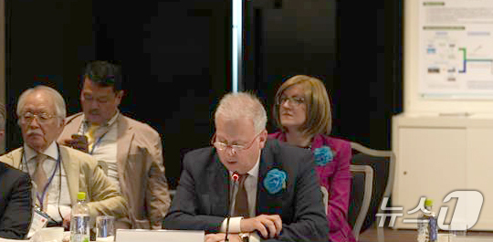 (서울=뉴스1) = 현대차그룹은 지난 15일 일본 오사카 힐튼호텔에서 열린 제7차 수소장관 에너지회의와 제1차 지속가능연료 장관회의에 참석해 글로벌 수소 활성화에 대한 필요성을 강 …