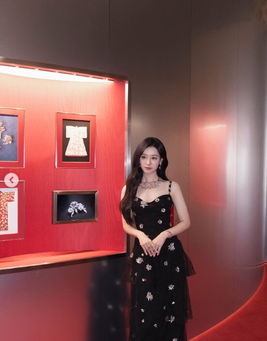 본문 이미지 - 김지원 인스타그램