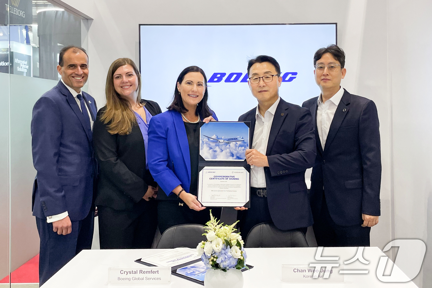 (서울=뉴스1) = 대한항공과 미국 보잉은 항공기 예지정비(Predictive Maintenance) 분야의 협력을 강화하는 전략적 파트너십을 맺었다고 17일 밝혔다.17일(현지시 …