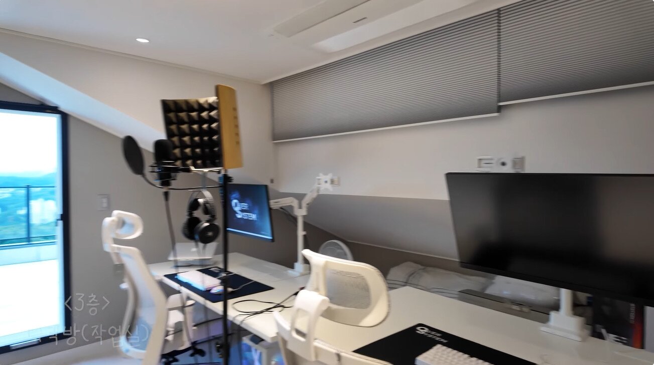 본문 이미지 - 가수 신지 유튜브