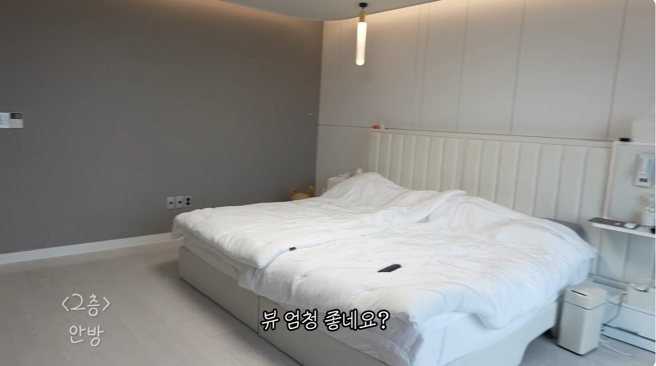 본문 이미지 - 가수 신지 유튜브