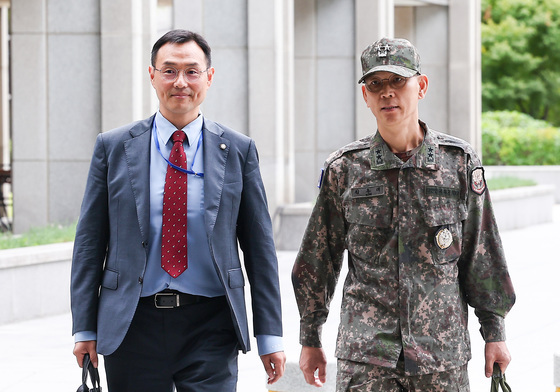 "평양 무인기 도발 작전 주도 의혹" 김용대 전 드작사령관 파면