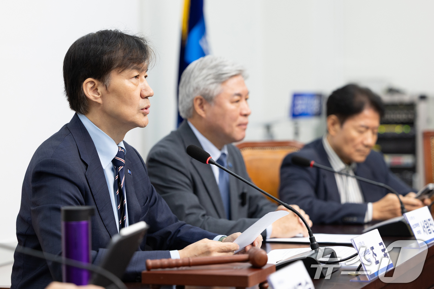 (서울=뉴스1) 이승배 기자 = 조국 조국혁신당 비상대책위원장이 18일 서울 여의도 국회에서 열린 비상대책위원회 회의에서 모두발언하고 있다. 2025.9.18/뉴스1