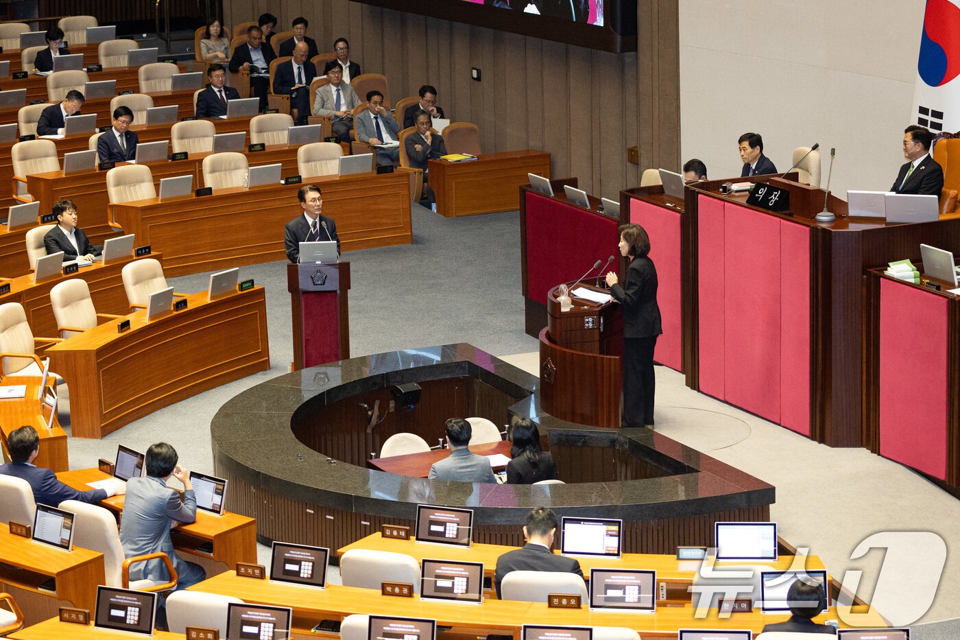 본문 이미지 - 서울 여의도 국회에서 본회의가 진행되고 있다.2025.9.18/뉴스1 ⓒ News1 유승관 기자