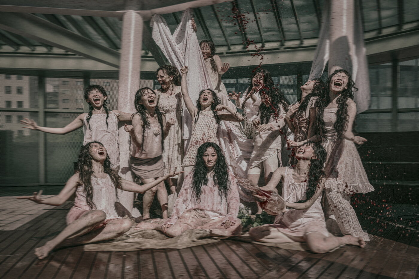 본문 이미지 - &#39;안트로폴리스 5부작&#39; 중 &#39;프롤로그/디오니소스&#39; 콘셉트 사진&#40;국립극단 제공&#41;