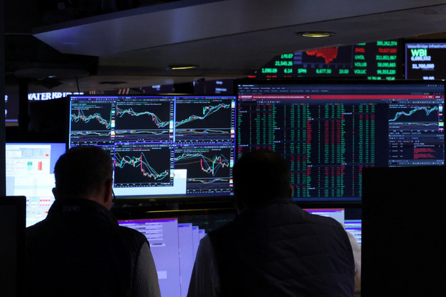 미증시 사상 최고치 경신에 지수 선물도 일제 상승, 다우 0.18%↑