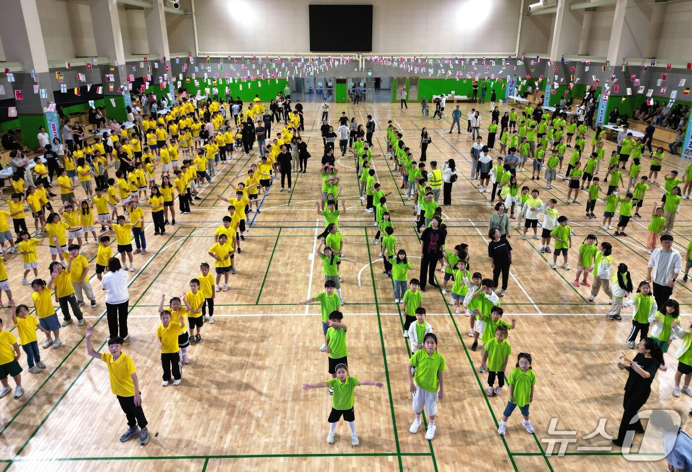 본문 이미지 - 보은지역 11곳 초등학교 어울림 운동회 장면(보은교육지원청 제공. 재판매 및 DB금지) /뉴스1 