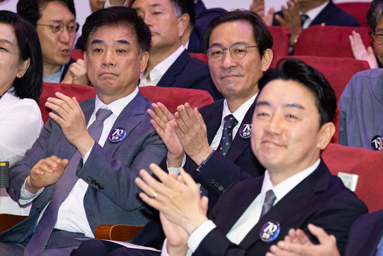 국힘, 李 참모들 출마설에 "대통령실 근무가 지방선거용 스펙인가"