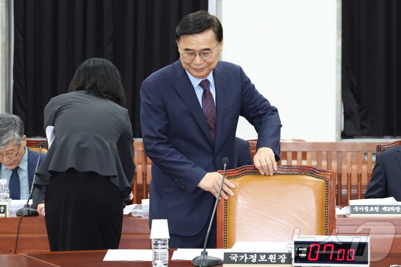 (서울=뉴스1) 유승관 기자 = 이종석 국가정보원장이 2일 국회에서 열린 정보위원회 전체회의에 출석하고 있다. (공동취재) 2025.9.2/뉴스1