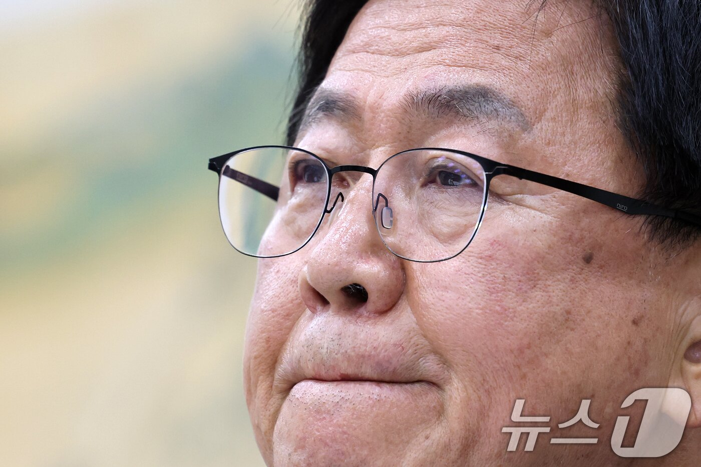 본문 이미지 - 최교진 사회부총리 겸 교육부 장관 후보자가 2일 서울 여의도 국회 교육위원회에서 열린 인사청문회에 출석해 의원들의 의사진행 발언을 듣고 있다. 2025.9.2/뉴스1 ⓒ News1 이승배 기자