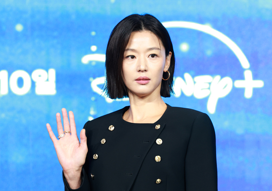 [단독] 전지현, 성수동 아뜰리에길 건물 2채 468억 매입