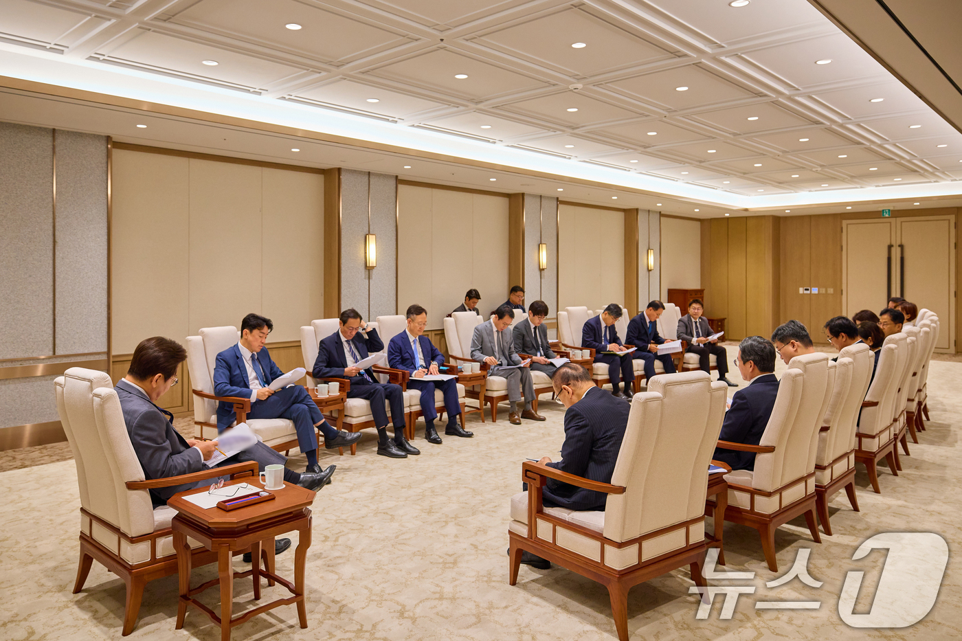 (서울=뉴스1) 이재명 기자 = 이재명 대통령이 지난 1일 서울 용산 대통령실 청사에서 티타임을 갖고 있다. (대통령실 제공. 재판매 및 DB 금지) 2025.9.2/뉴스1