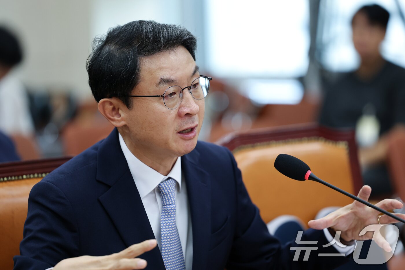 본문 이미지 - 이억원 금융위원장. 2025.9.2/뉴스1 ⓒ News1 이승배 기자