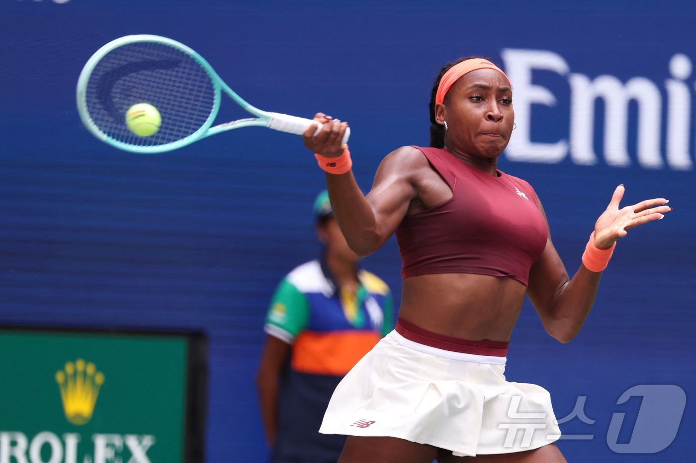 본문 이미지 - 오사카 나오미는 4년 만에 메이저대회 8강 무대를 밟았다. ⓒ AFP=뉴스1