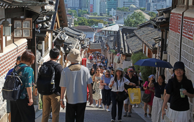 추석 연휴 해외여행 80%↑…서울·제주 외국인 인기 급상승