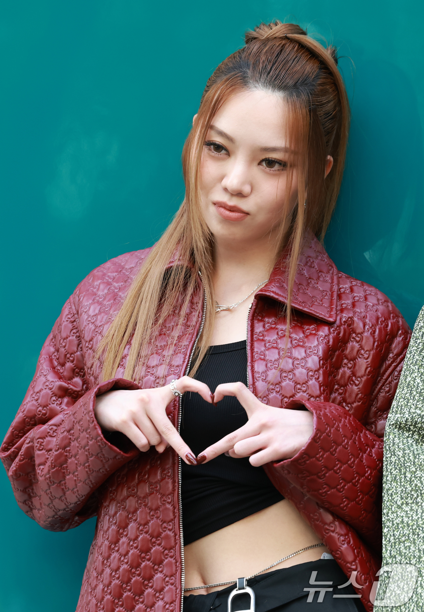 (서울=뉴스1) 권현진 기자 = 올데이프로젝트 베일리가 2일 오후 서울 강남구 구찌 청담 플래그십에서에서 열린 구찌(GUCCI)의 오스테리아 서울 이전·리뉴얼 오픈 기념 행사에 참 …