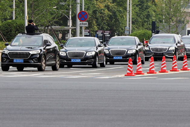 "中 중고차 딜러, 분쟁 소지 '압류 차량' 북한에 불법 판매"