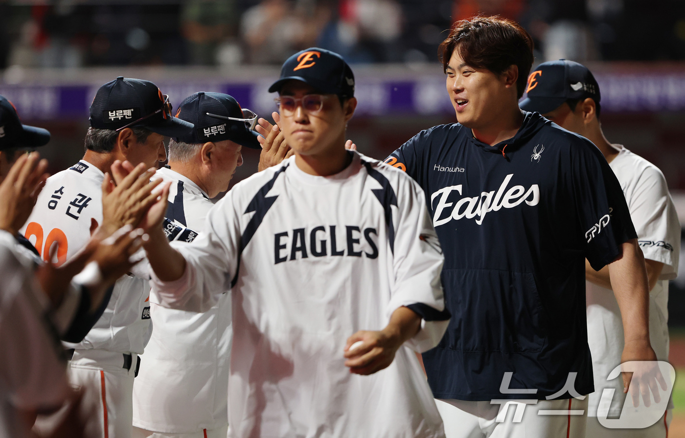 (대전=뉴스1) 김기태 기자 = 2일 대전 한화생명 볼파크에서 열린 프로야구 '2025 신한 SOL뱅크 KBO 리그' 기아 타이거즈와 한화 이글스 경기에서 3:21로 한화가 승리하 …