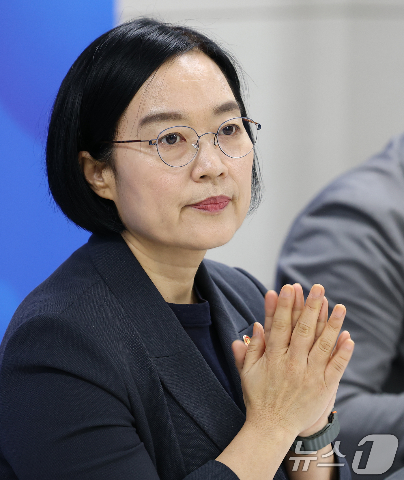 (서울=뉴스1) 오대일 기자 = 한성숙 중소벤처기업부 장관이 22일 오전 서울 종로구 소상공인시장진흥공단 서울중부센터에서 열린 제3자 부당개입 없는 정책자금 생태계 조성 간담회에서 …