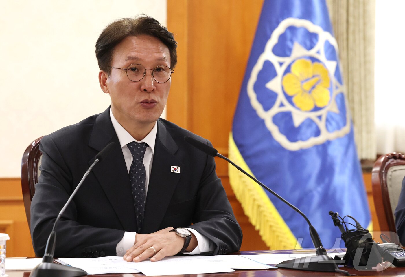 본문 이미지 - 김민석 국무총리가 22일 서울 종로구 정부서울청사에서 열린 통신사 및 금융사 해킹사고 관련 긴급현안점검회의에서 모두발언을 하고 있다. 2025.9.22/뉴스1 ⓒ News1 임세영 기자