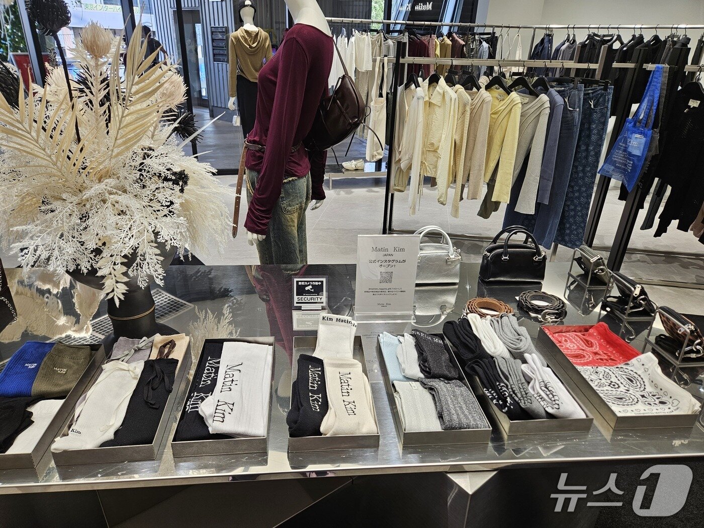 본문 이미지 - 마뗑킴 시부야점 내부 모습.ⓒ 뉴스1/김진희 기자.