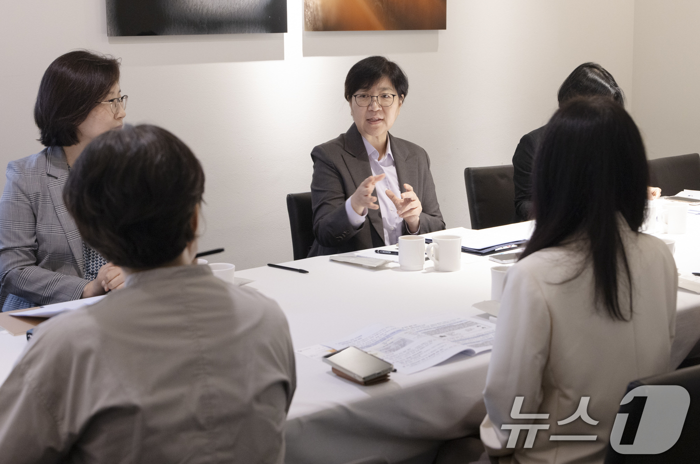 (서울=뉴스1) = 정은경 보건복지부 장관이 23일 서울 중구 컨퍼런스 하우스 달개비에서 장기요양 재택의료센터 전문가 간담회를 개최했다고 밝혔다. (보건복지부 제공. 재판매 및 D …