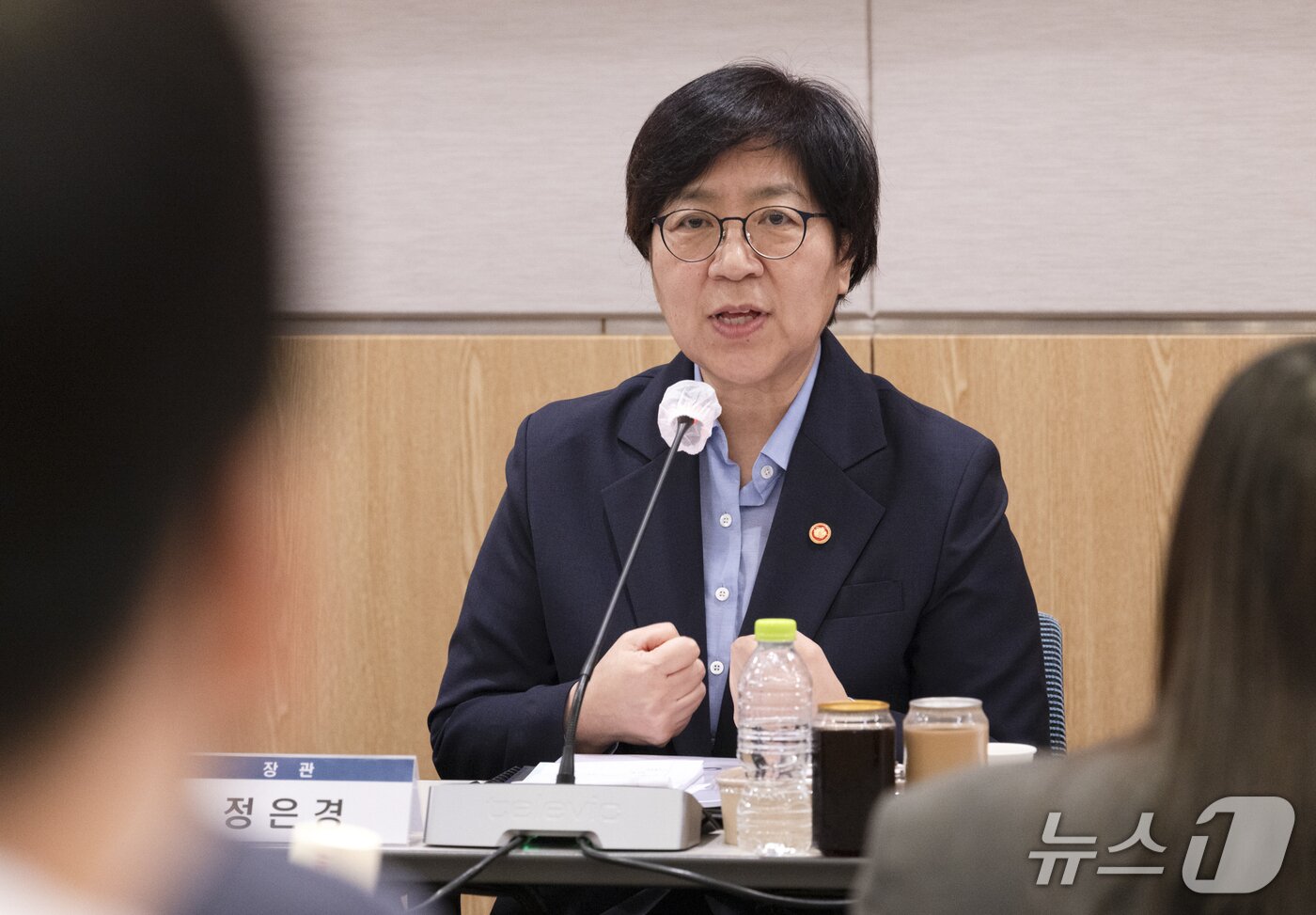 본문 이미지 - 지난 22일 보건복지부 출입기자단과 정책간담회를 가진 정은경 장관&#40;보건복지부 제공&#41;