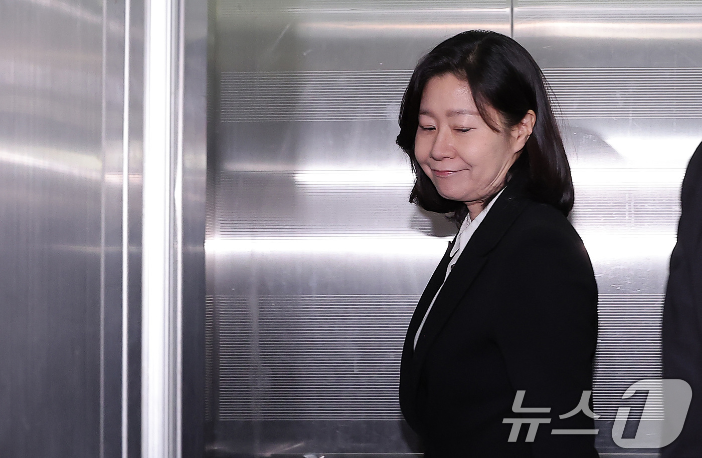 (서울=뉴스1) 김성진 기자 = 이노공 전 법무부 차관이 23일 서울 서초구 순직 해병 특검(특별검사 이명현) 사무실에 조사를 받기 위해 피의자 신분으로 출석하고 있다. 2025. …