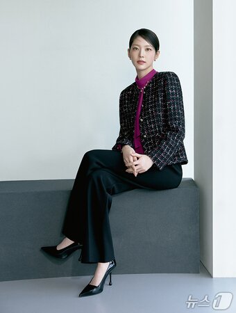 본문 이미지 - 뮤즈 공승연과 함께한 조이너스의 25FW 캠페인 (글로벌세아그룹 제공)