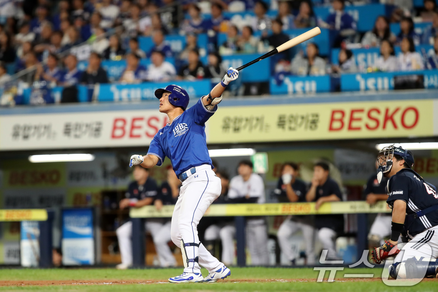 (대구=뉴스1) 공정식 기자 = 23일 오후 대구 수성구 삼성라이온즈파크에서 열린 프로야구 '2025 신한 SOL뱅크 KBO 리그' 두산 베어스와 삼성 라이온즈 경기, 6회말 삼성 …