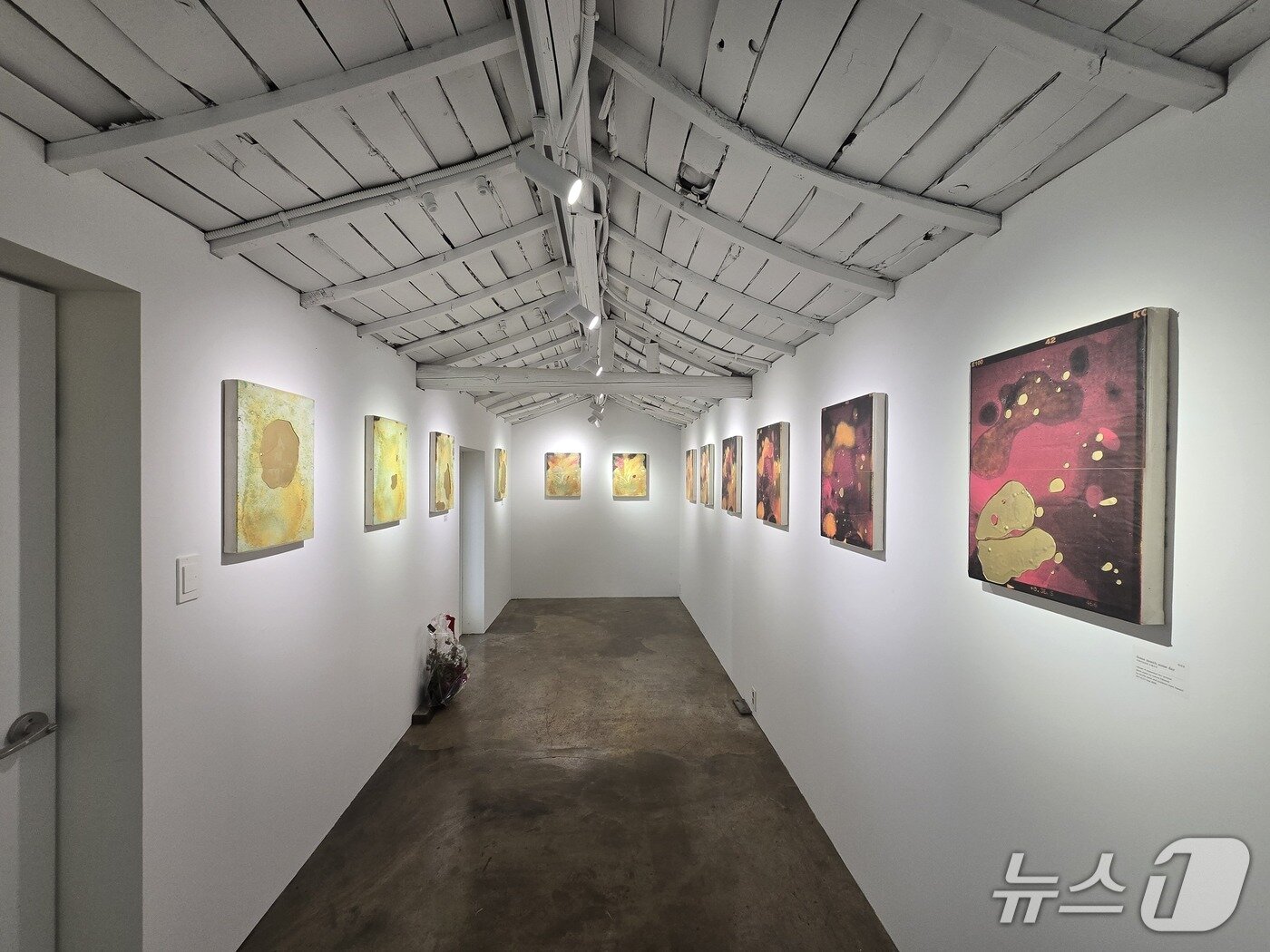 본문 이미지 - 박인성 개인전 '레지두' 전시 전경. ⓒ 뉴스1 김정한 기자