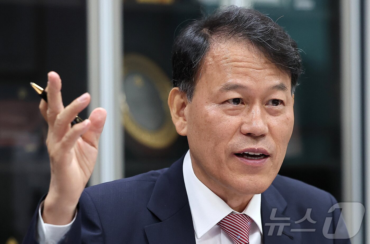 본문 이미지 - 국회 정무위원회 위원장인 윤한홍 국민의힘 의원이 24일 서울 영등포구 여의도 국회의원회관에서 뉴스1과 인터뷰를 하고 있다. 2025.9.24/뉴스1 ⓒ News1 김진환 기자