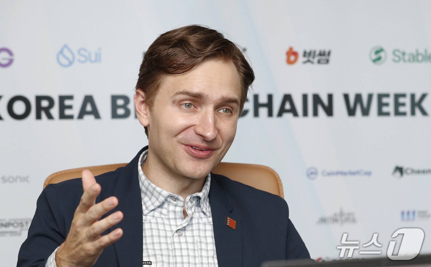 본문 이미지 - 매트 프루삭&#40;Matt Prusak&#41; 아메리칸비트코인 사장이 24일 뉴스1과 인터뷰하고 있다.